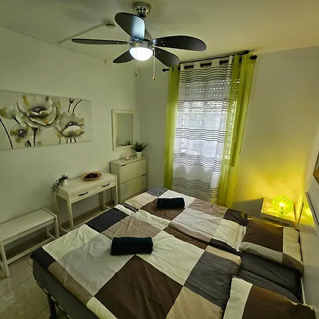 公寓 Schoenes Casa Palmera 3 Mit Balkon
